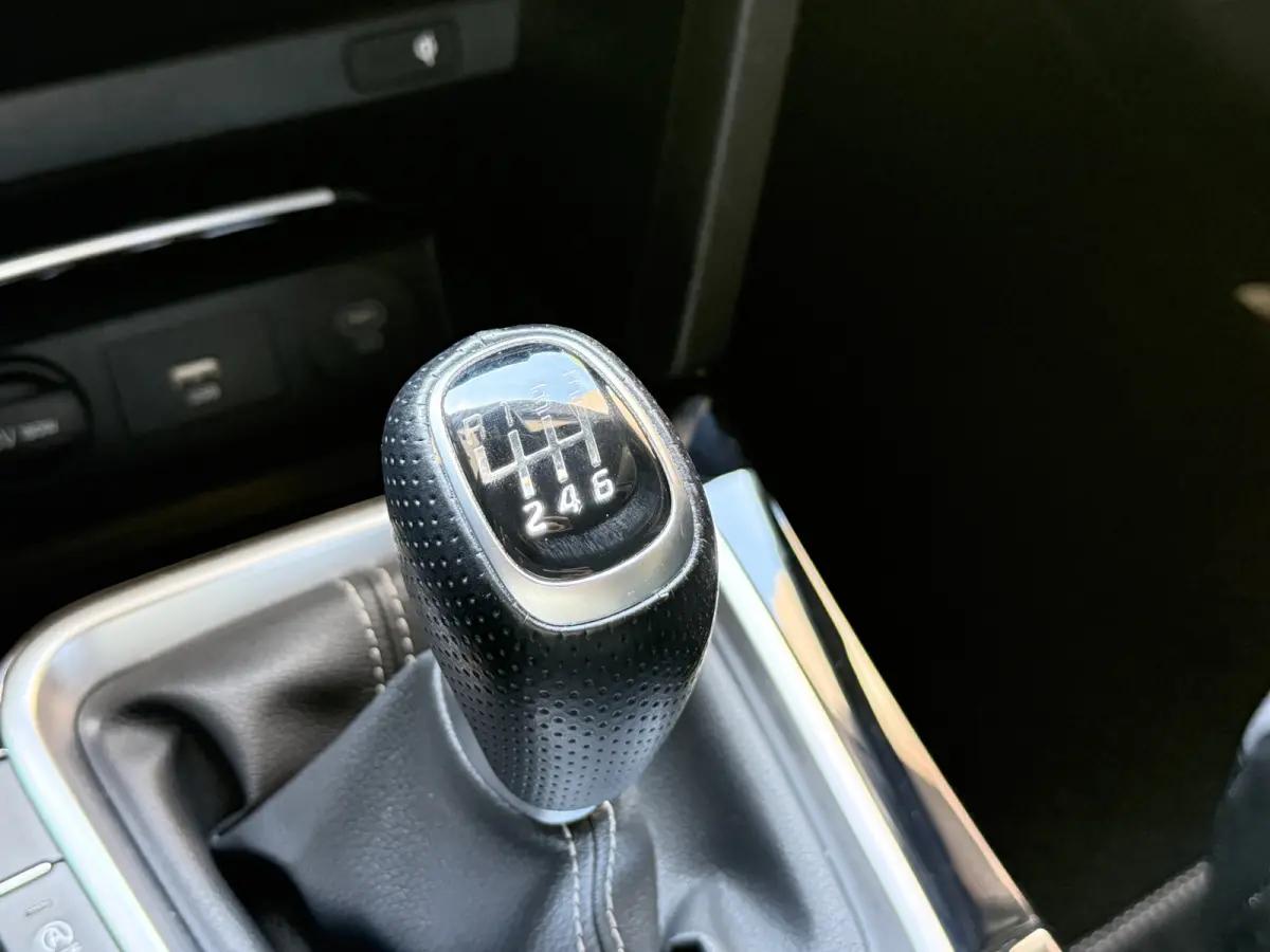 1.0 T-GDi GT-Line | Panoramadak | Camera | Dodehoeksensoren