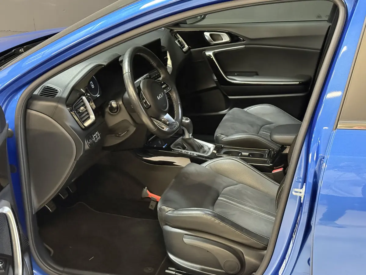 1.0 T-GDi GT-Line | Panoramadak | Camera | Dodehoeksensoren