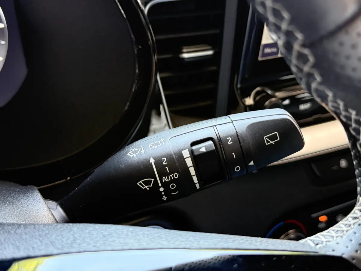 1.0 T-GDi GT-Line | Panoramadak | Camera | Dodehoeksensoren