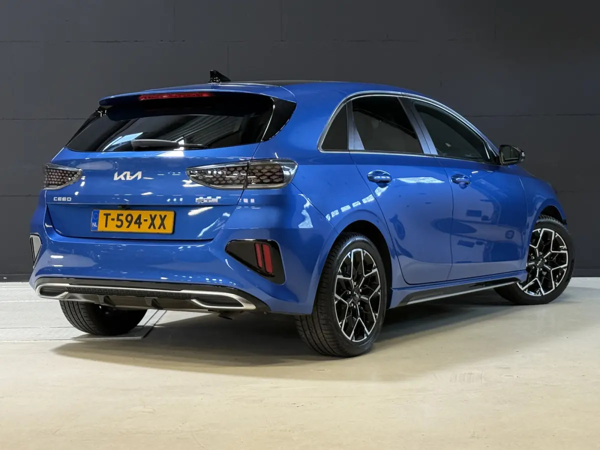 1.0 T-GDi GT-Line | Panoramadak | Camera | Dodehoeksensoren