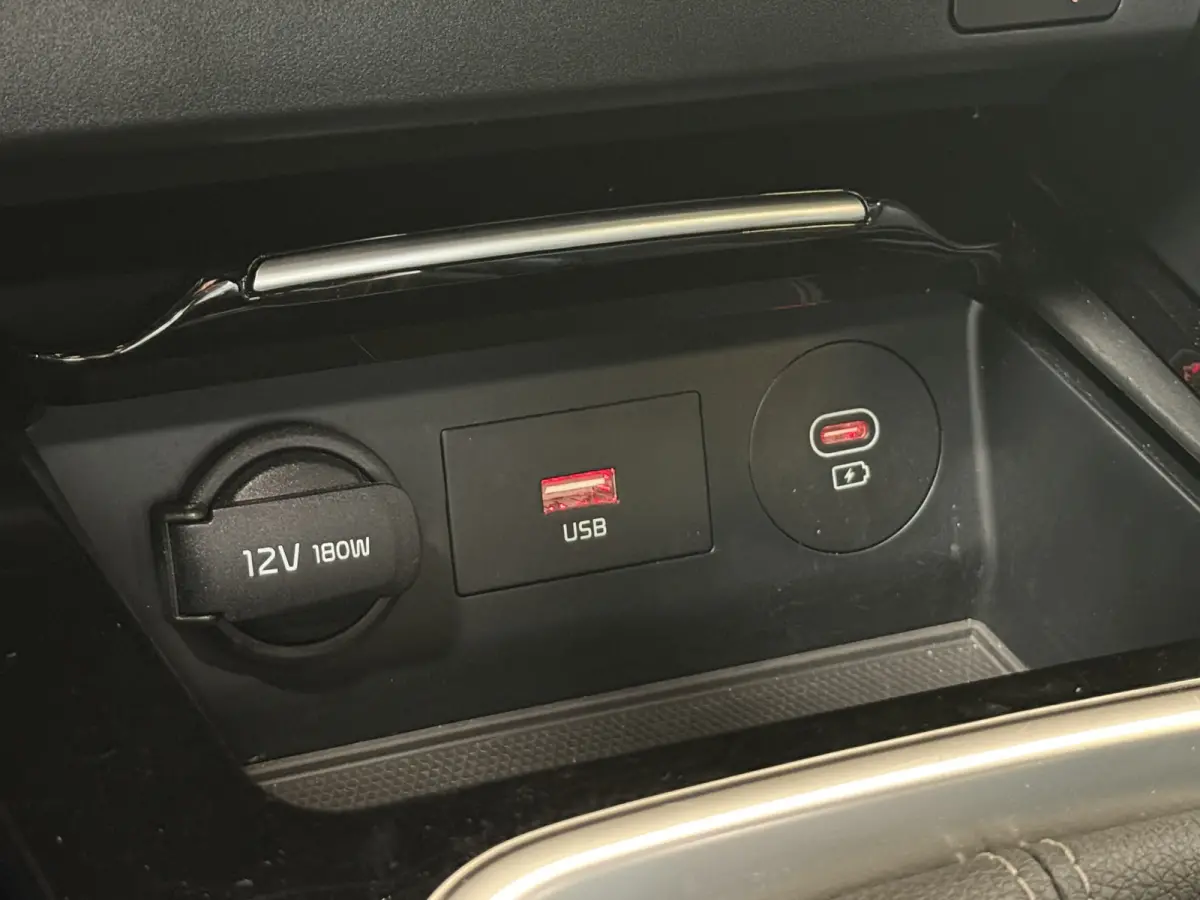 1.0 T-GDi GT-Line | Panoramadak | Camera | Dodehoeksensoren