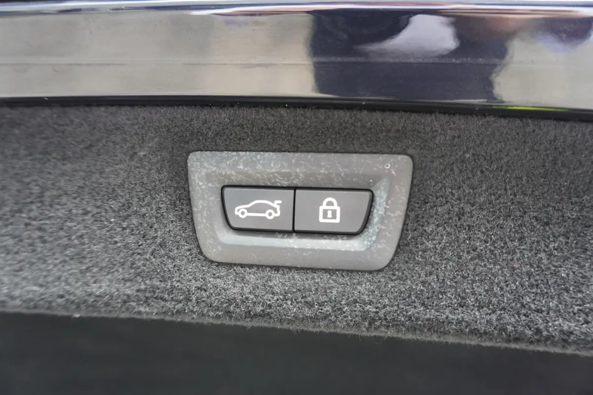 M850i 530pk xDrive High Executive | LED Laser | Soft Close | Stoelverwarming / Ventilatie | Bmw Live Cockpit Professional