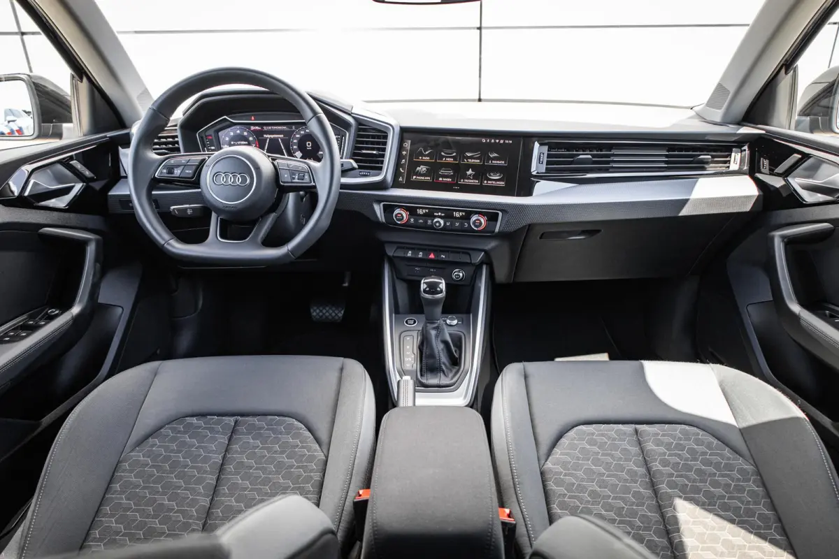 30 TFSI 116pk S-tronic S edition | Keyless | 18" Velgen | Achteruitrijcamera