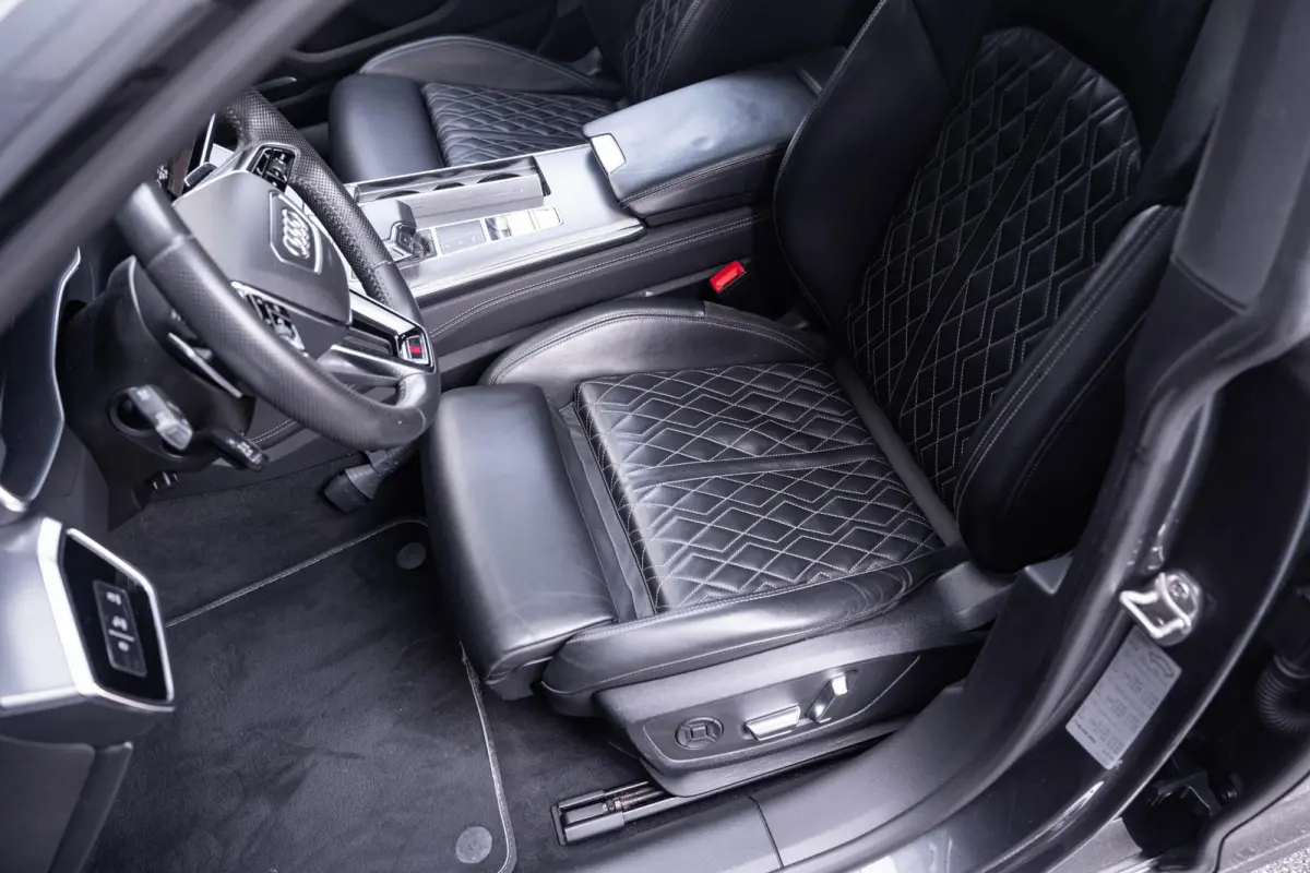 3.0 TDI S7 Quattro 349 pk Vol opties, Verkoop in Opdracht, LED Koplampen, Panodak, Leder Zwart