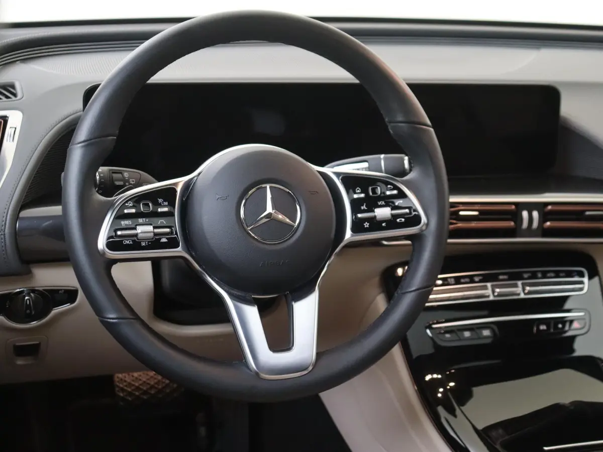 400 4MATIC Luxury Line 80 kWh /Schuifdak /20 Inch /Keyless go /CarPlay /Distronic /18.247 KM!
