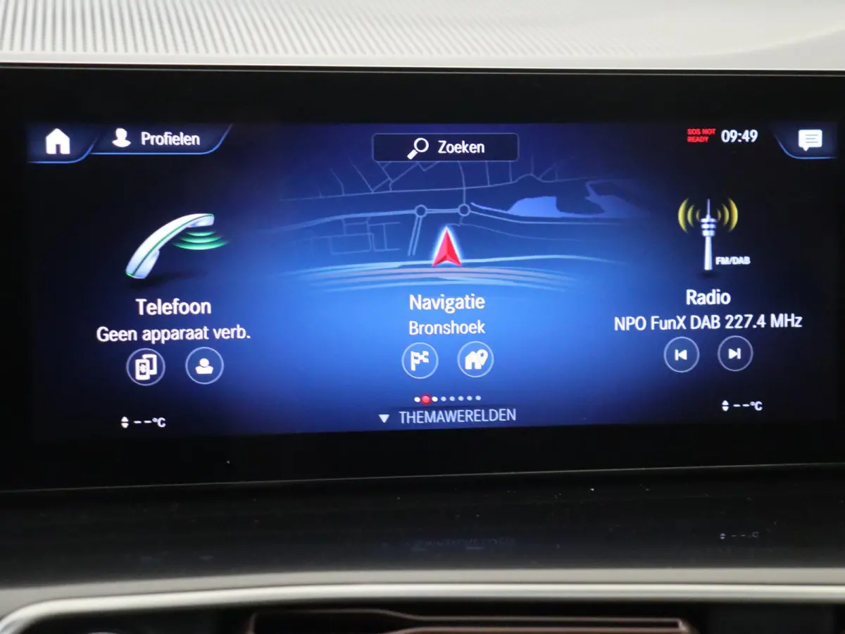 400 4MATIC Luxury Line 80 kWh /Schuifdak /20 Inch /Keyless go /CarPlay /Distronic /18.247 KM!