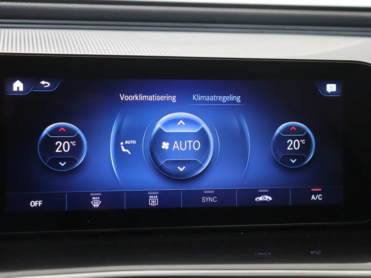 400 4MATIC Luxury Line 80 kWh /Schuifdak /20 Inch /Keyless go /CarPlay /Distronic /18.247 KM!