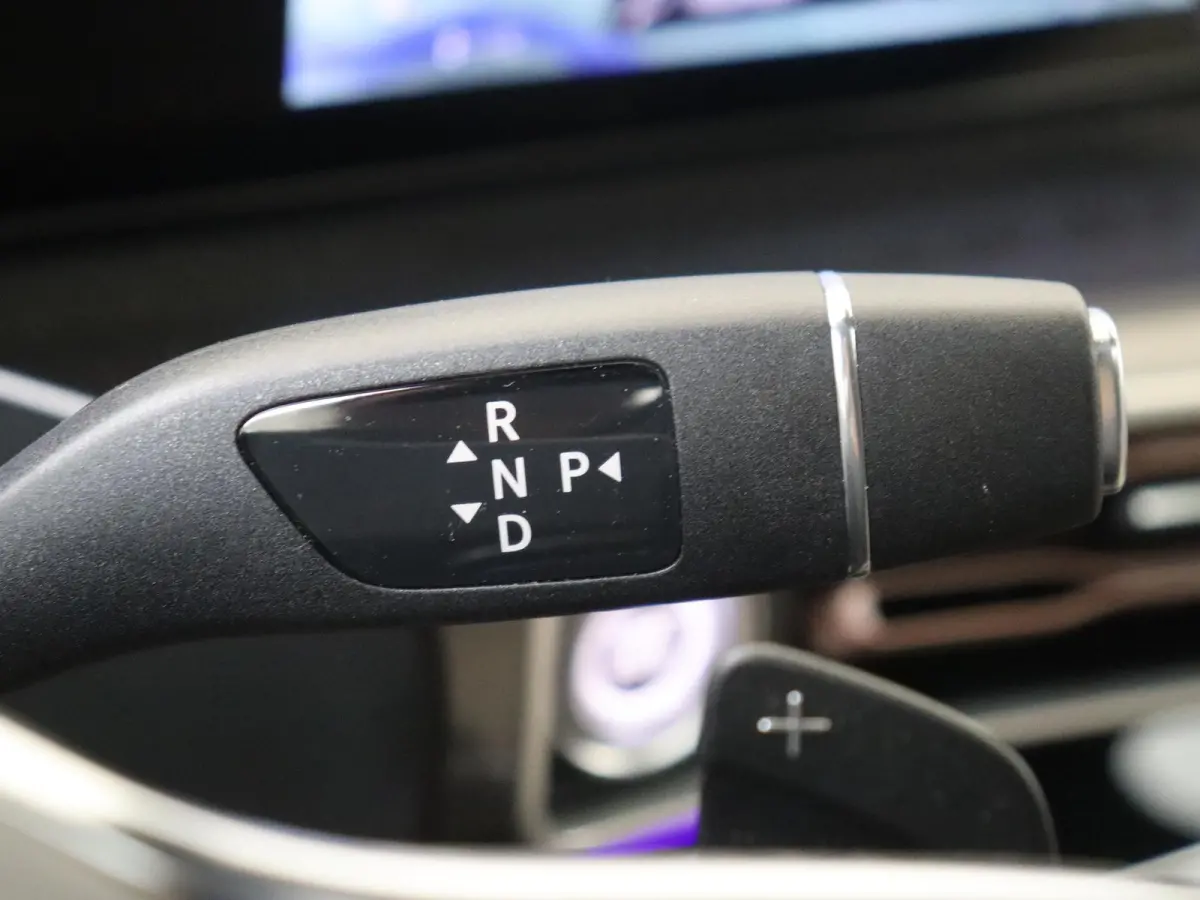 400 4MATIC Luxury Line 80 kWh /Schuifdak /20 Inch /Keyless go /CarPlay /Distronic /18.247 KM!