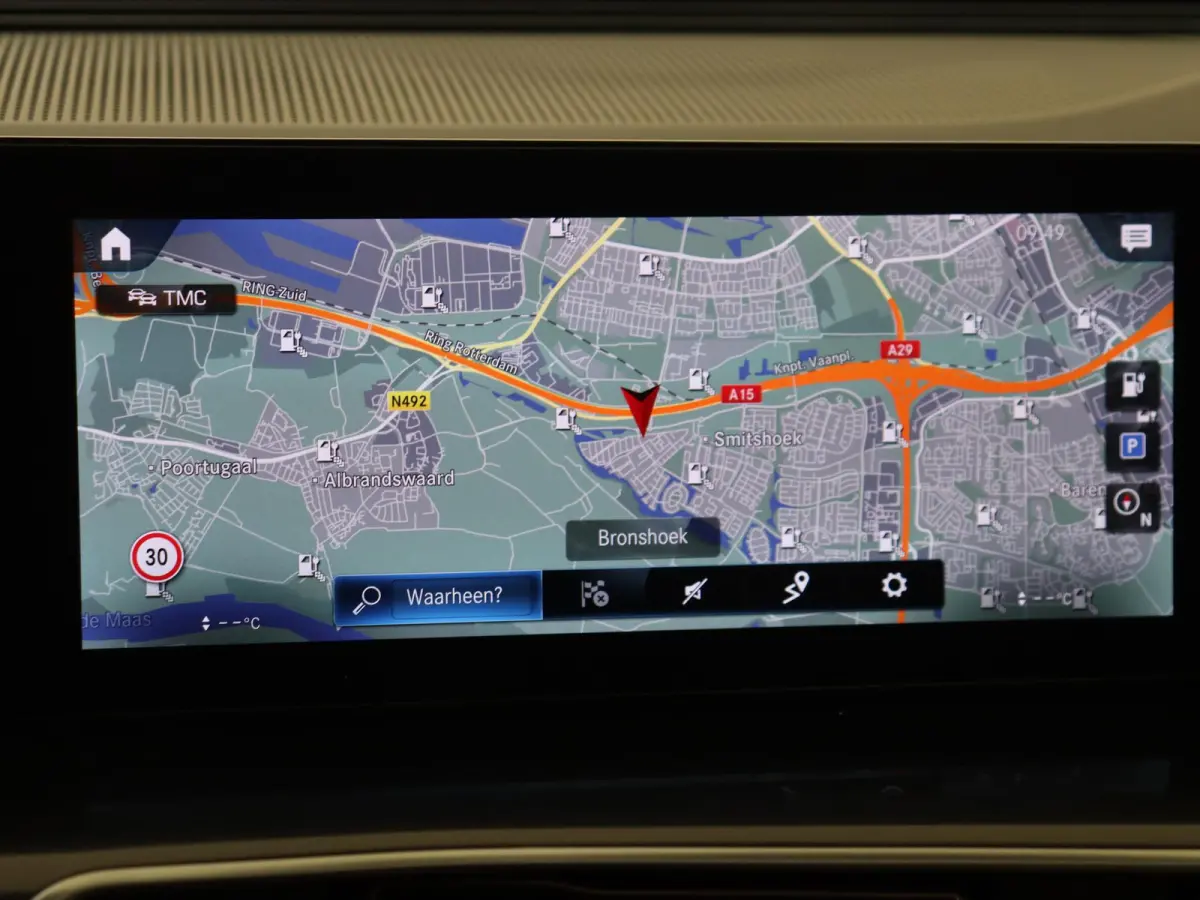 400 4MATIC Luxury Line 80 kWh /Schuifdak /20 Inch /Keyless go /CarPlay /Distronic /18.247 KM!