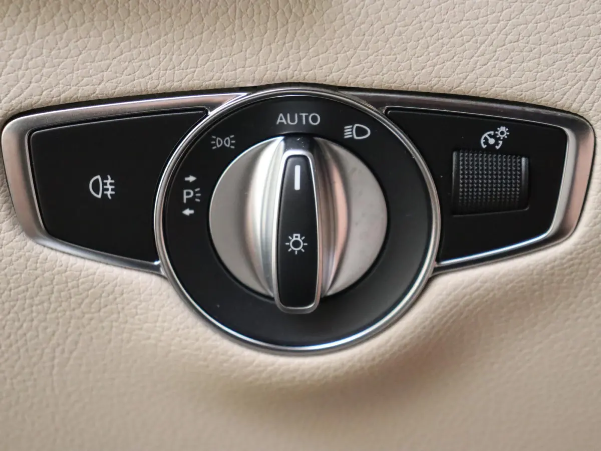 400 4MATIC Luxury Line 80 kWh /Schuifdak /20 Inch /Keyless go /CarPlay /Distronic /18.247 KM!