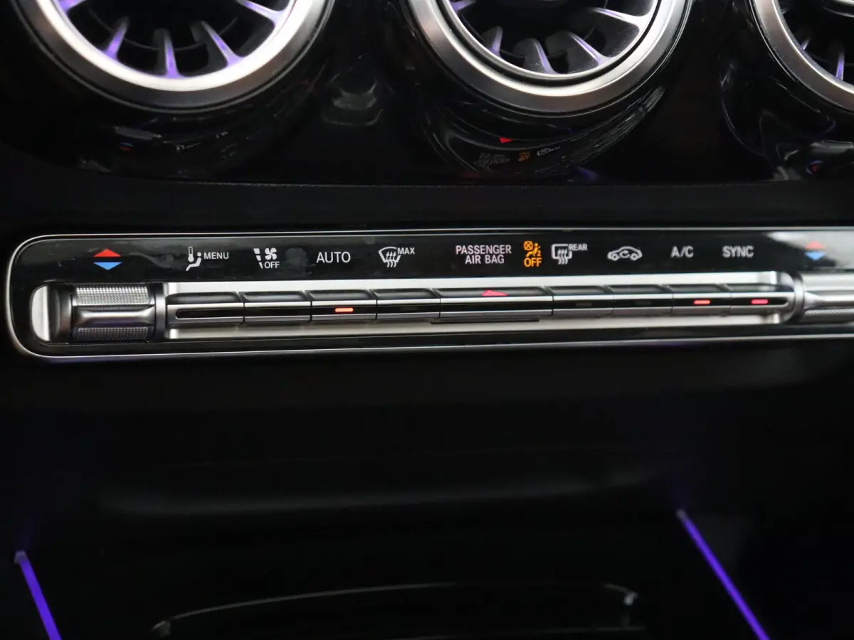 200 AMG Line Premium Plus /Panoramadak /Memory /360 Camera /19 Inch /Elek. Trekhaak