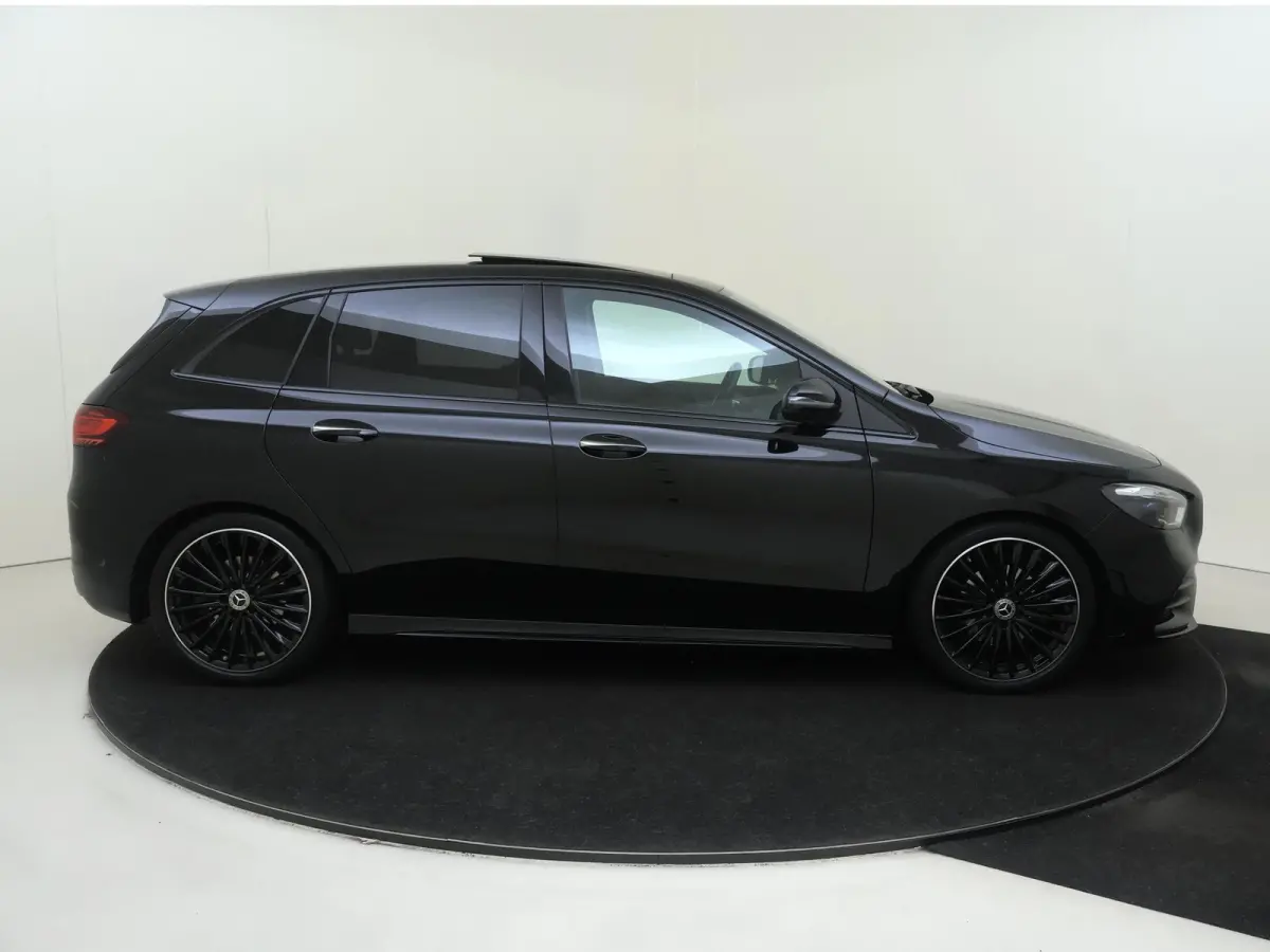 200 AMG Line Premium Plus /Panoramadak /Memory /360 Camera /19 Inch /Elek. Trekhaak