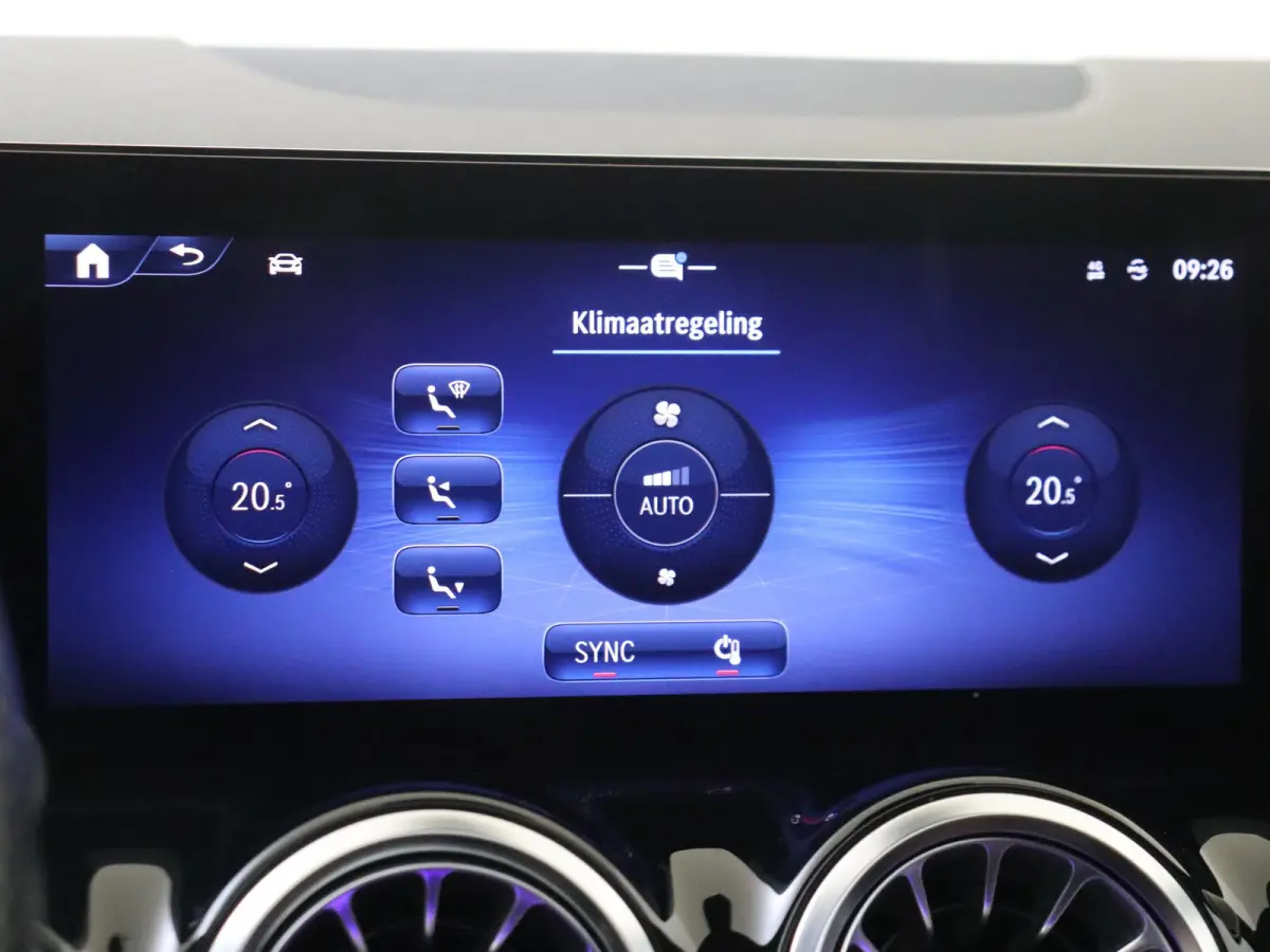 200 AMG Line Premium Plus /Panoramadak /Memory /360 Camera /19 Inch /Elek. Trekhaak