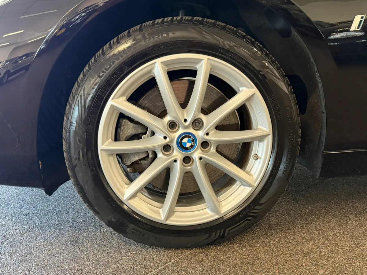 225xe iPerformance|NAVIGATIE|CRUISE|ECC AIRCO