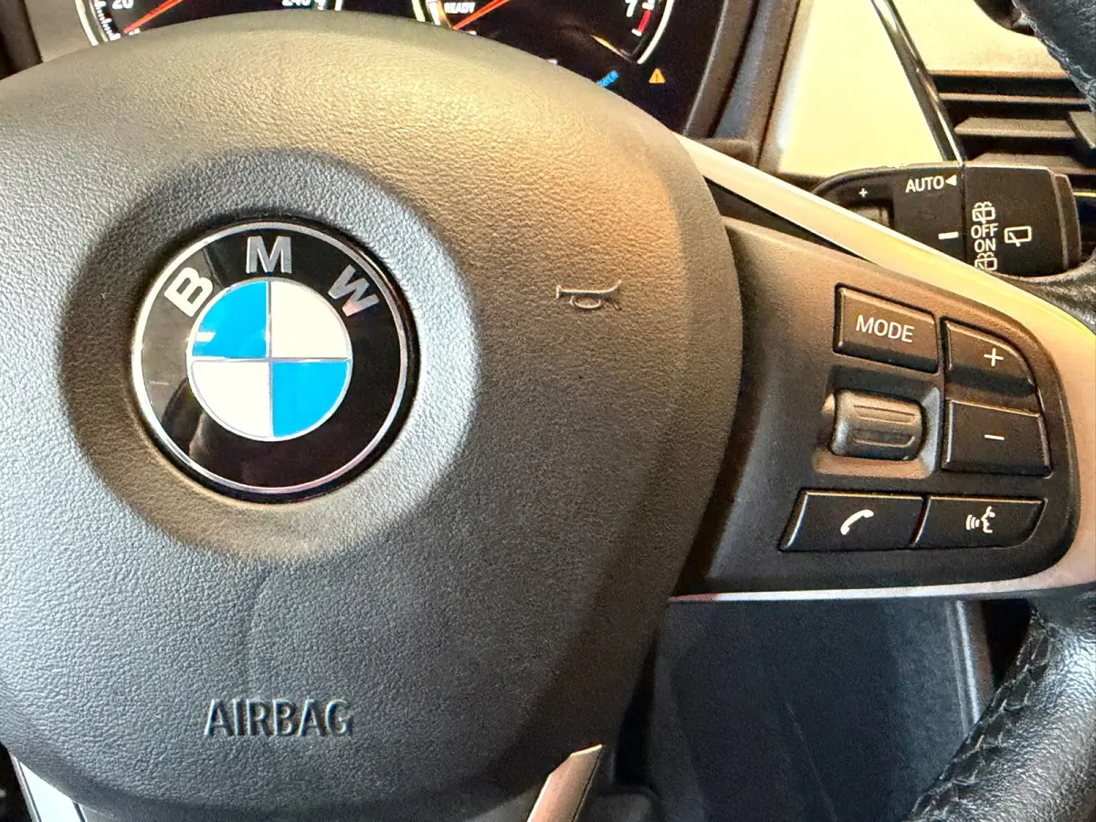 225xe iPerformance|NAVIGATIE|CRUISE|ECC AIRCO
