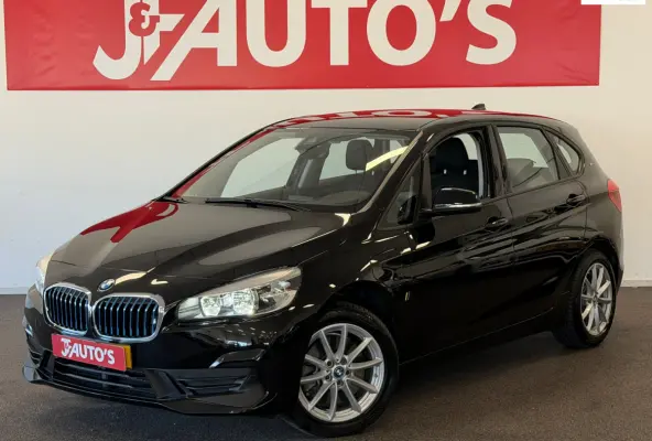 225xe iPerformance|NAVIGATIE|CRUISE|ECC AIRCO