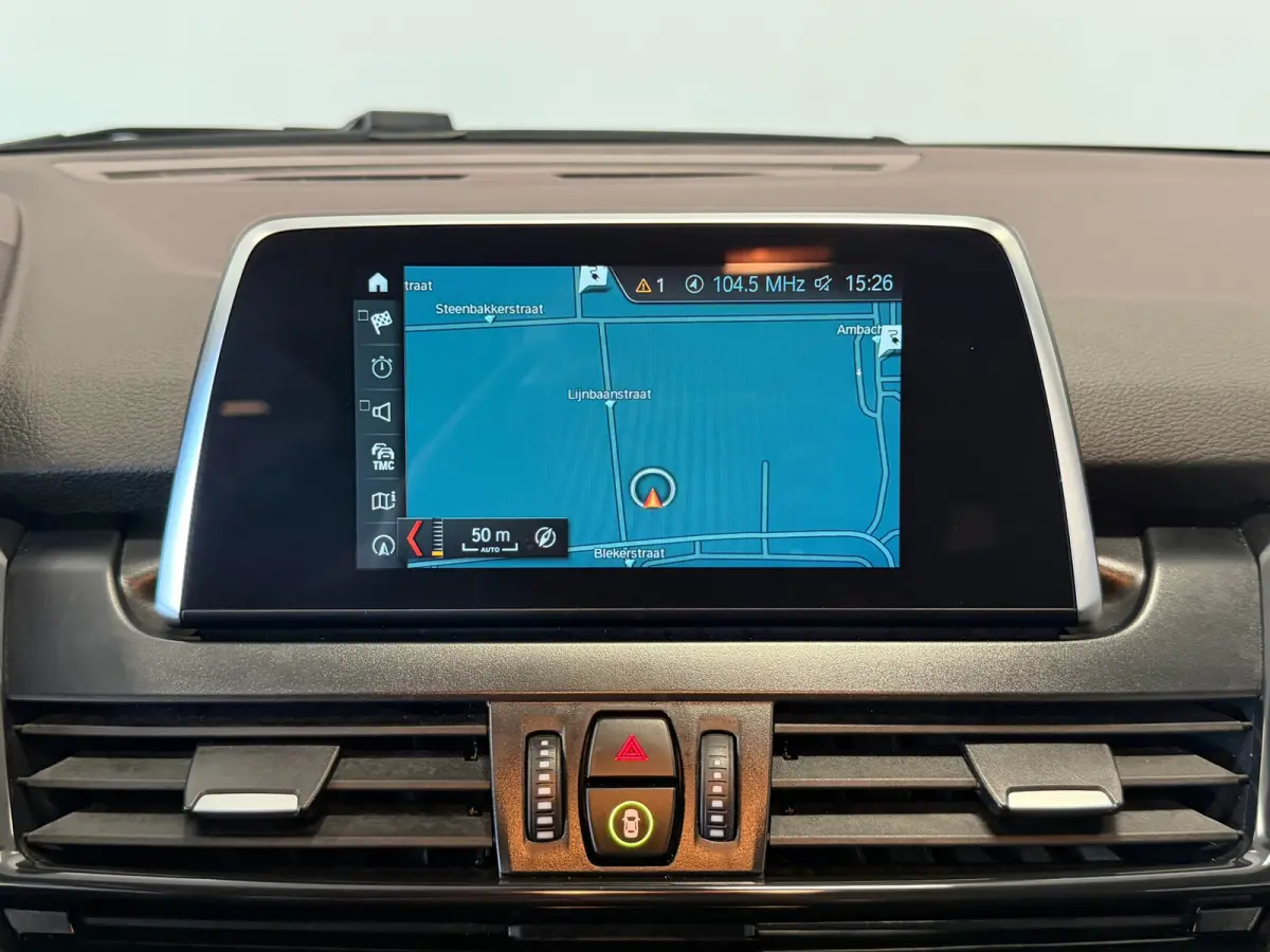 225xe iPerformance|NAVIGATIE|CRUISE|ECC AIRCO
