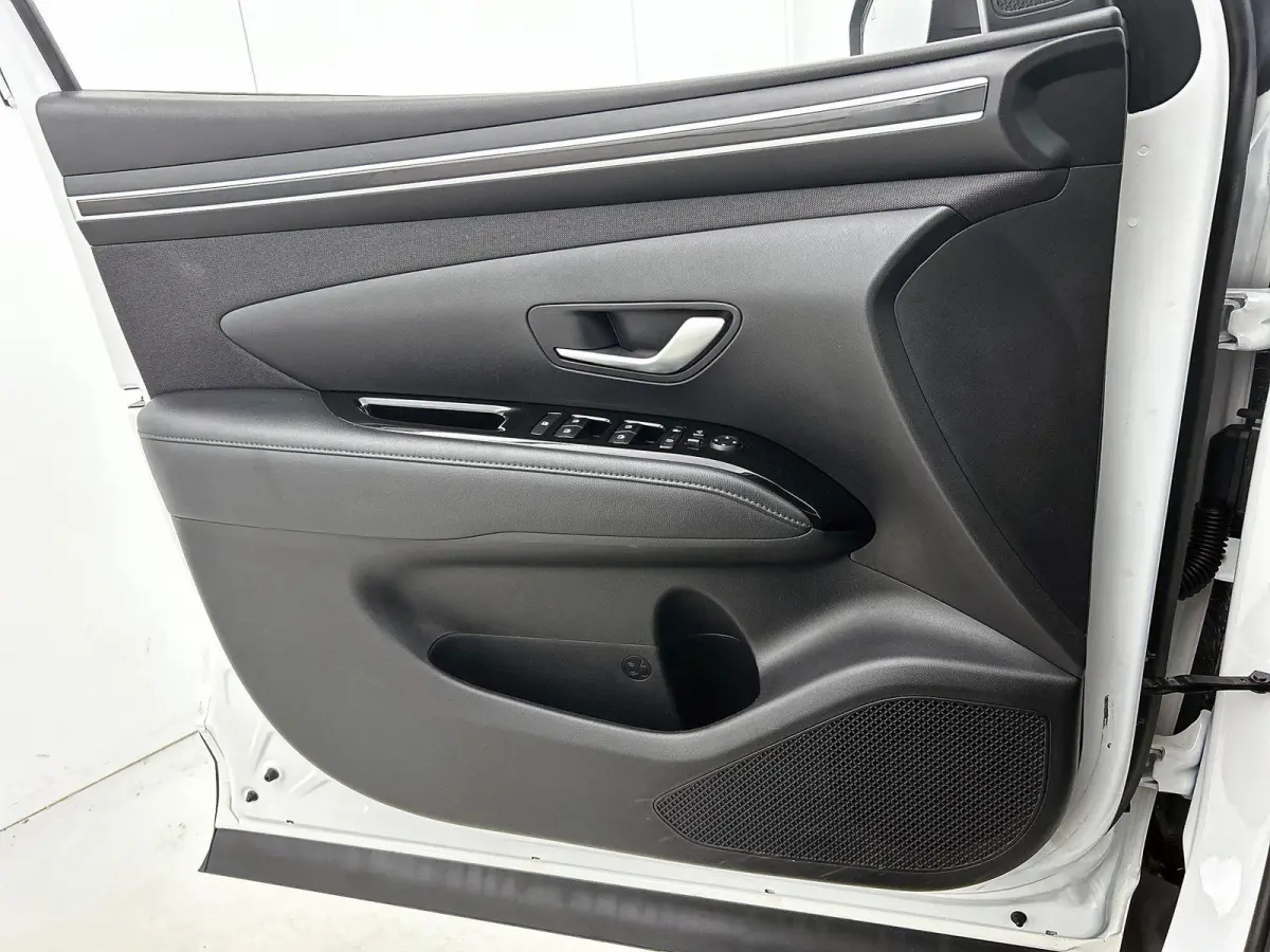 1.6 T-GDI Plug-in Hybrid 4WD CAMERA | NAVI & CARPLAY | KEY-LESS