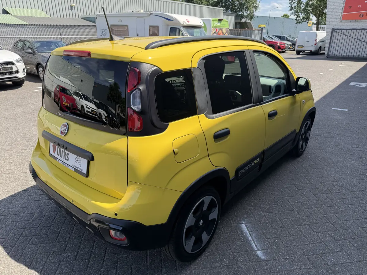 1.0 Cross (Airco - Navigatie via APP - Parkeersensoren - Apple Carplay - Cruise Controle)
