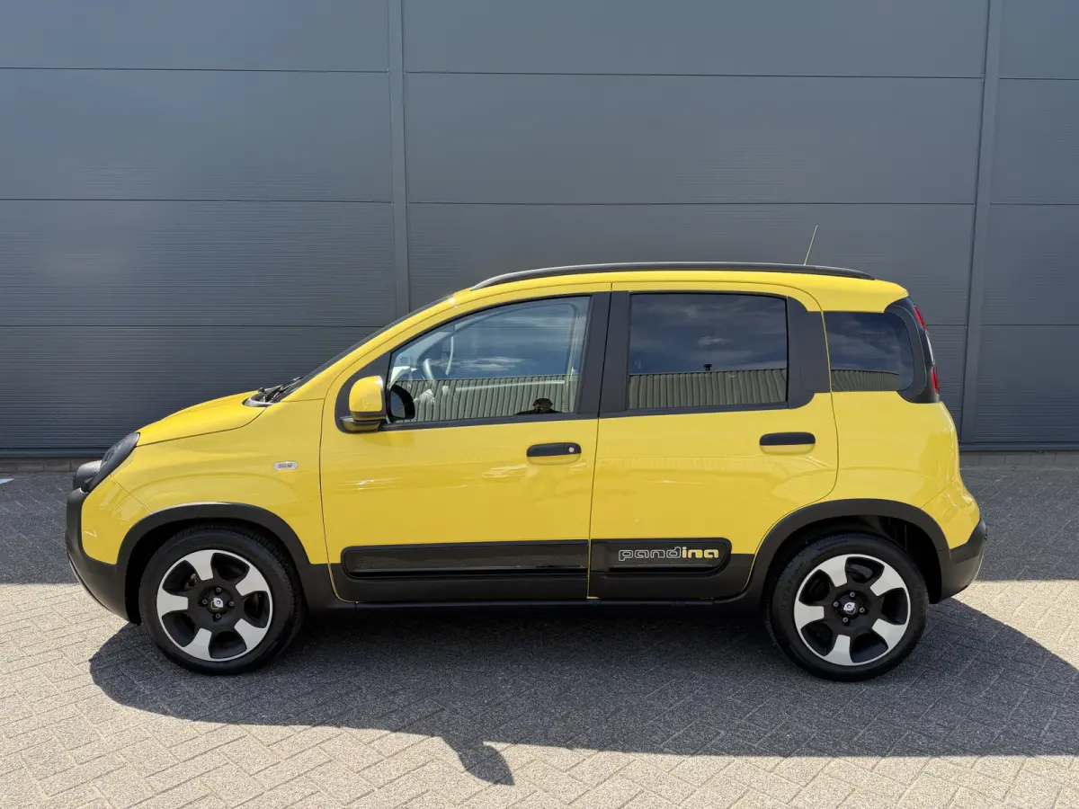1.0 Cross (Airco - Navigatie via APP - Parkeersensoren - Apple Carplay - Cruise Controle)