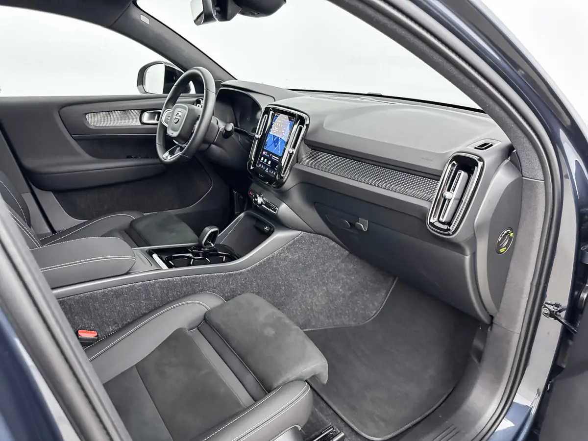 Twin Motor Performance 442PK Plus Black Edition | 20" | Leder/Nubuck | 360 Camera | Adaptieve Cruise | BLIS | Stoel/Stuur/Achterbankverwarming | Getint Glas | Keyless | Elektr. Achterklep | 