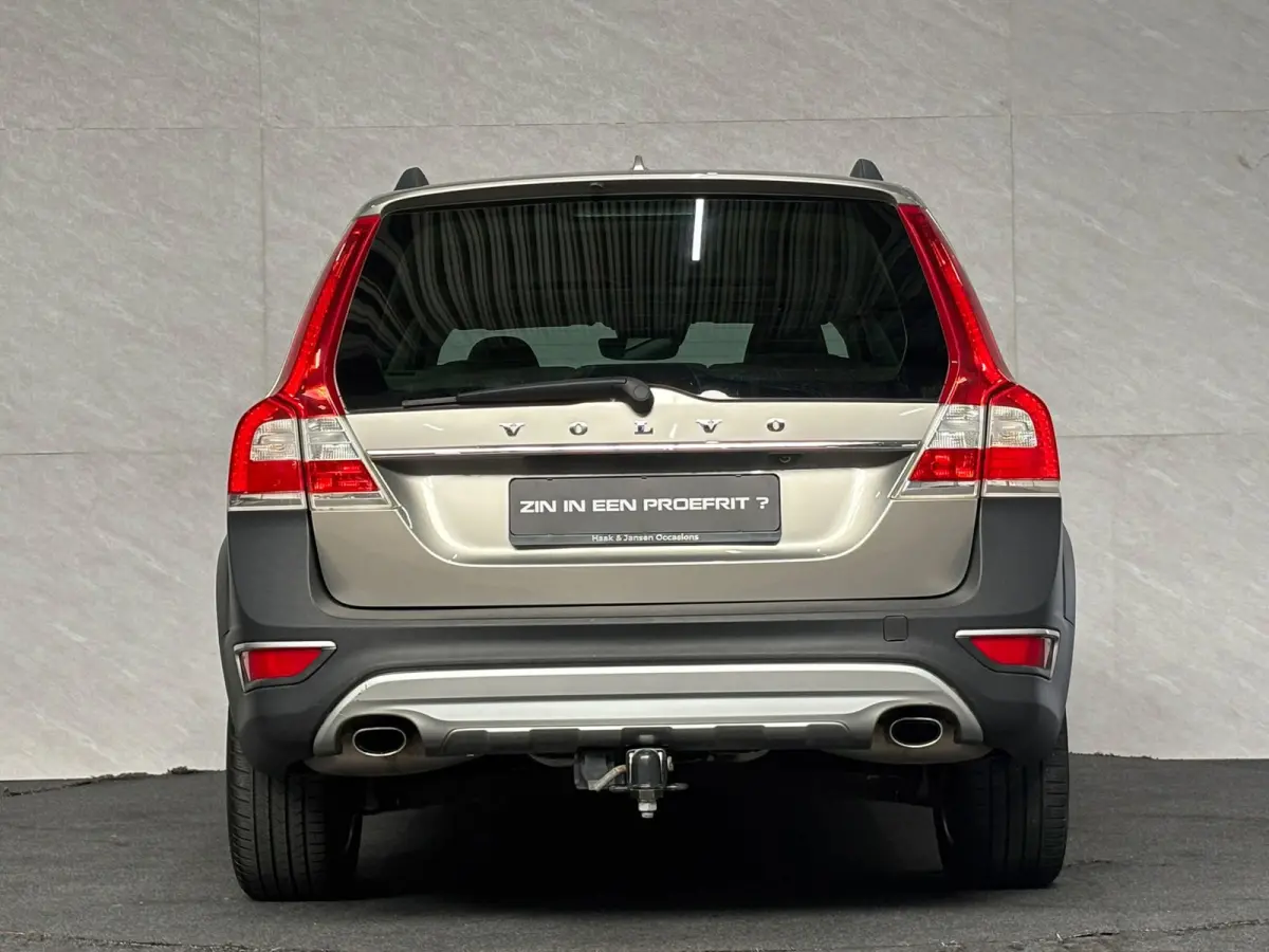 2.0 T5 FWD Momentum Panoramadak Leder Cruise