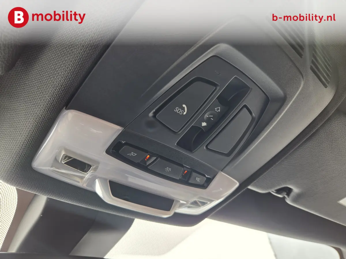 xDrive20i High Executive M-Sport Trekhaak 2000kg Panoramadak | Adaptive Cruise Control | Head-Up | Hifi | DAB