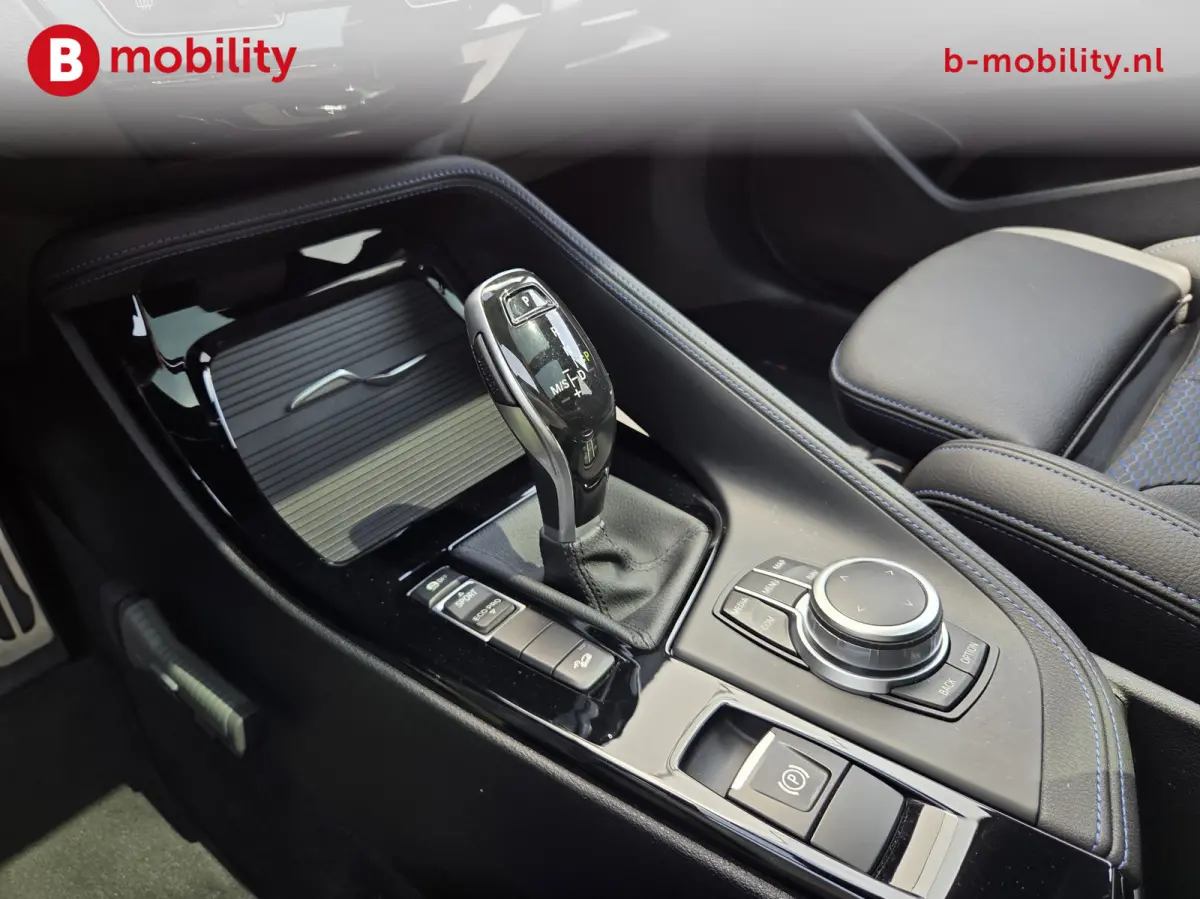 xDrive20i High Executive M-Sport Trekhaak 2000kg Panoramadak | Adaptive Cruise Control | Head-Up | Hifi | DAB