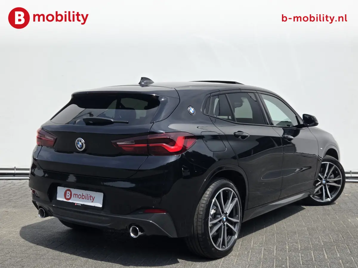 xDrive20i High Executive M-Sport Trekhaak 2000kg Panoramadak | Adaptive Cruise Control | Head-Up | Hifi | DAB