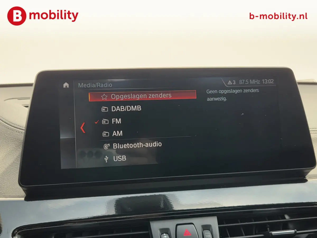 xDrive20i High Executive M-Sport Trekhaak 2000kg Panoramadak | Adaptive Cruise Control | Head-Up | Hifi | DAB
