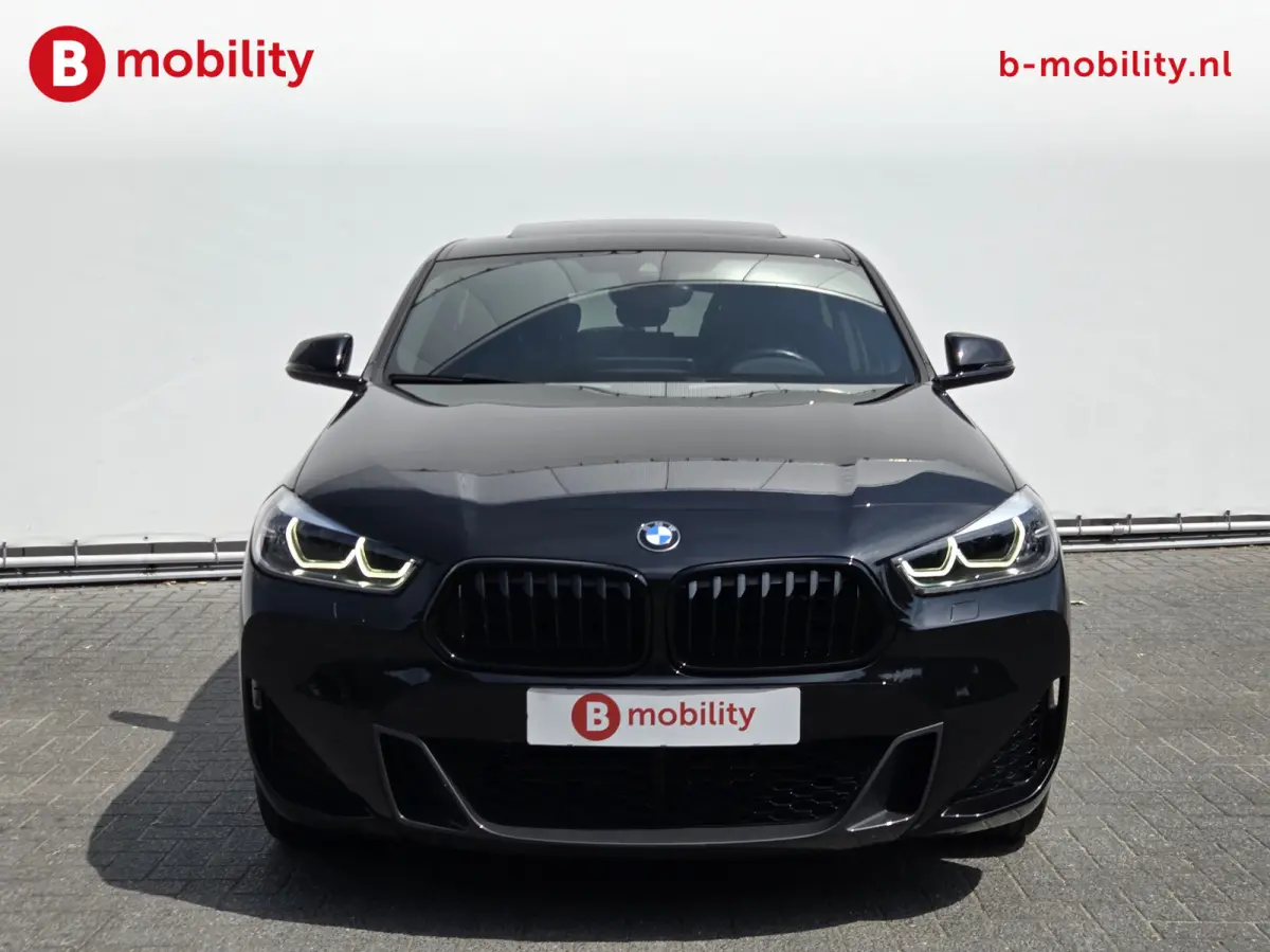 xDrive20i High Executive M-Sport Trekhaak 2000kg Panoramadak | Adaptive Cruise Control | Head-Up | Hifi | DAB