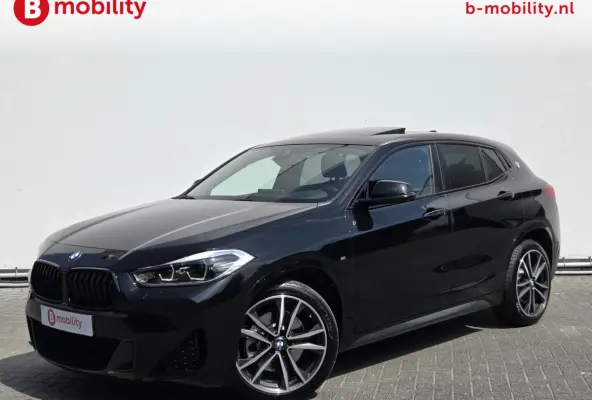 xDrive20i High Executive M-Sport Trekhaak 2000kg Panoramadak | Adaptive Cruise Control | Head-Up | Hifi | DAB