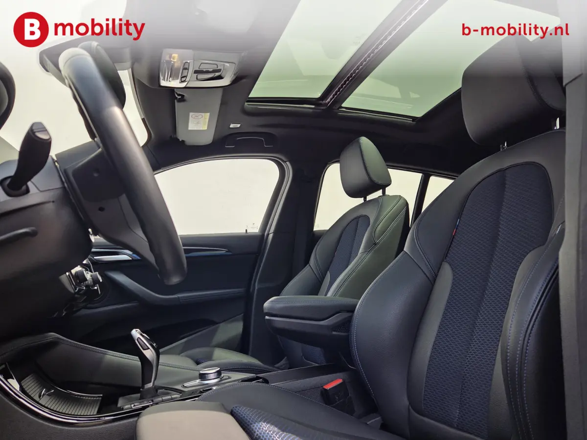xDrive20i High Executive M-Sport Trekhaak 2000kg Panoramadak | Adaptive Cruise Control | Head-Up | Hifi | DAB