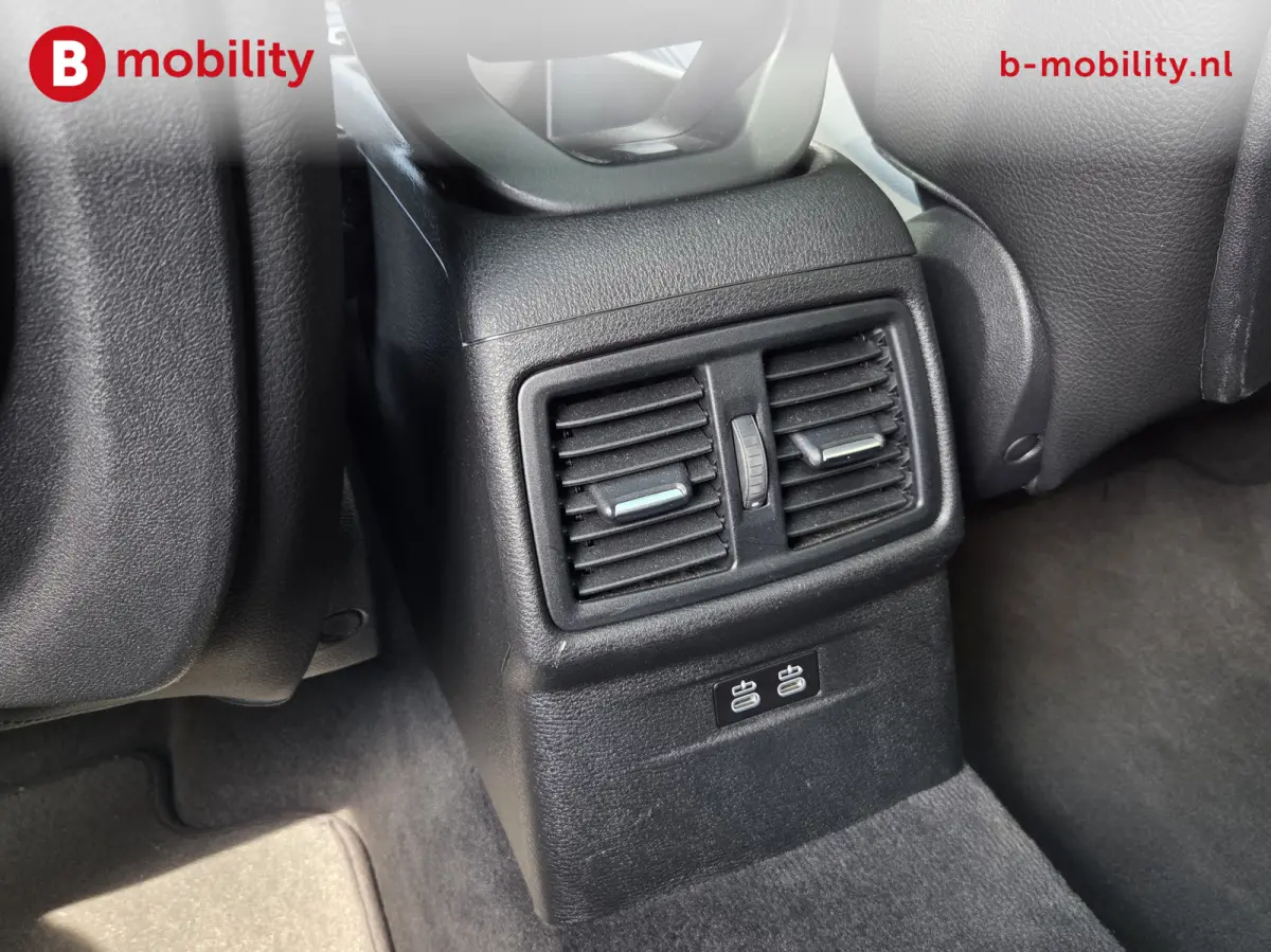 xDrive20i High Executive M-Sport Trekhaak 2000kg Panoramadak | Adaptive Cruise Control | Head-Up | Hifi | DAB
