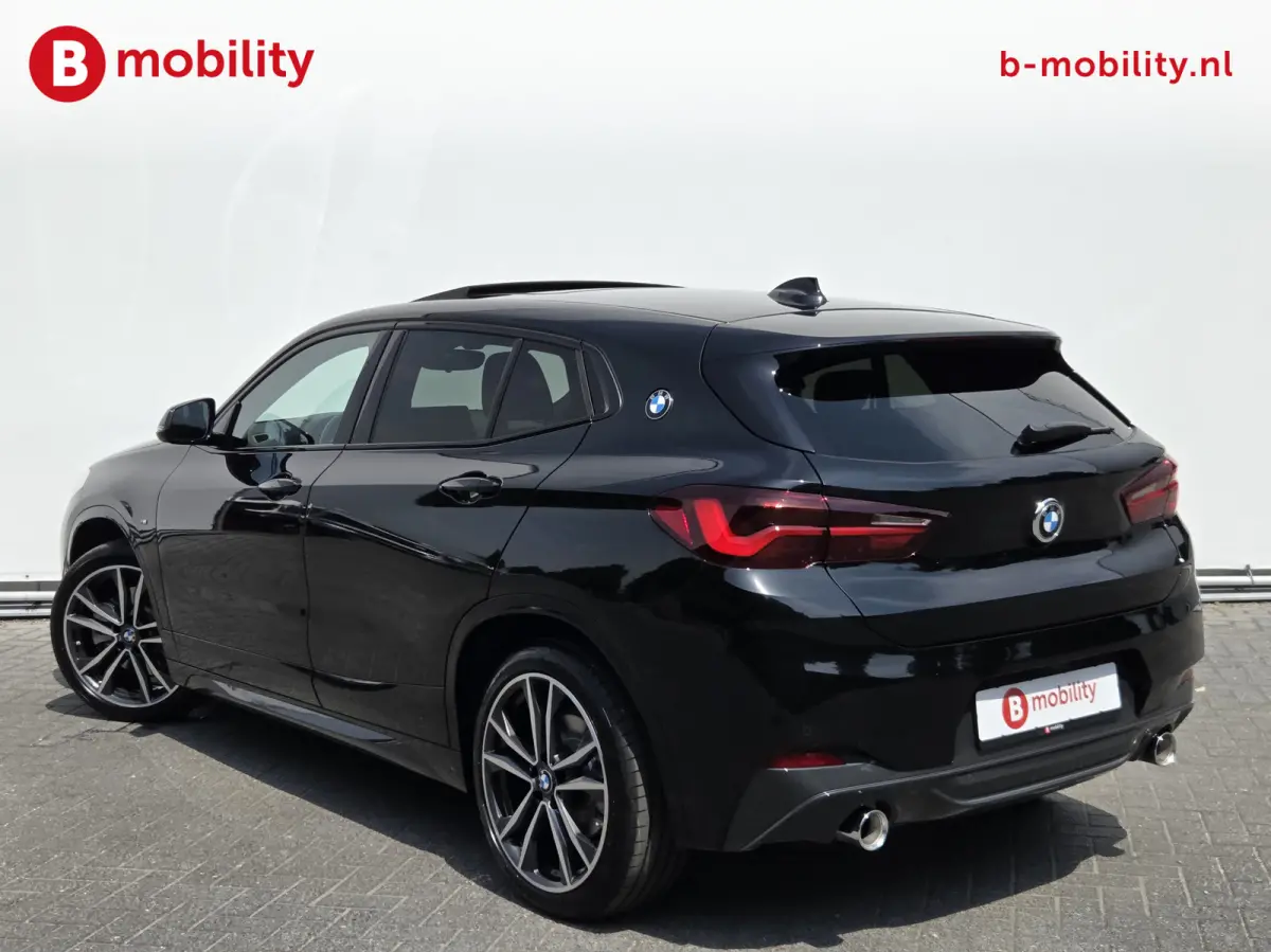 xDrive20i High Executive M-Sport Trekhaak 2000kg Panoramadak | Adaptive Cruise Control | Head-Up | Hifi | DAB