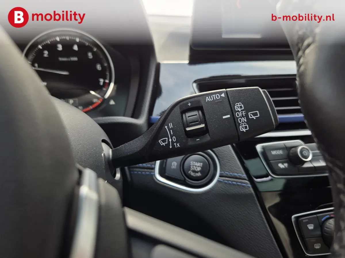 xDrive20i High Executive M-Sport Trekhaak 2000kg Panoramadak | Adaptive Cruise Control | Head-Up | Hifi | DAB