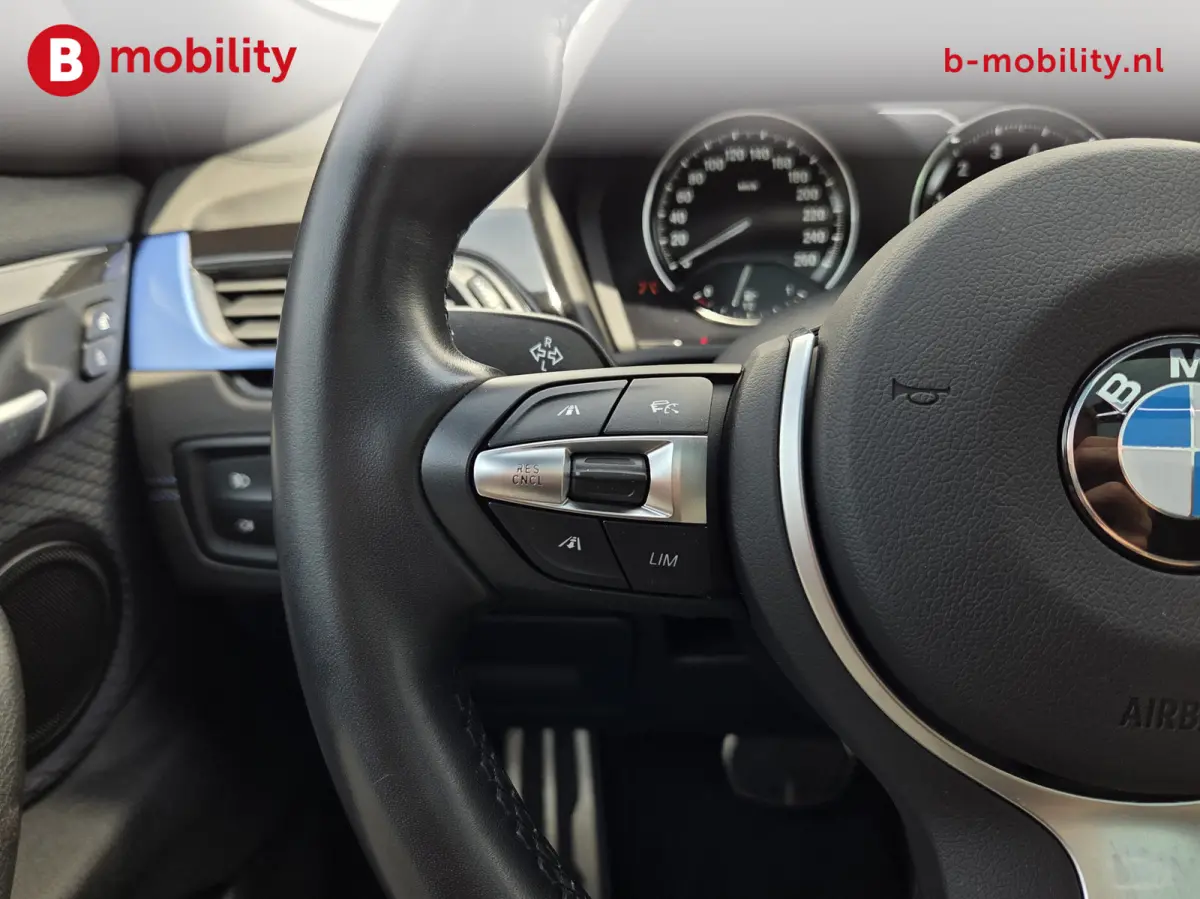 xDrive20i High Executive M-Sport Trekhaak 2000kg Panoramadak | Adaptive Cruise Control | Head-Up | Hifi | DAB
