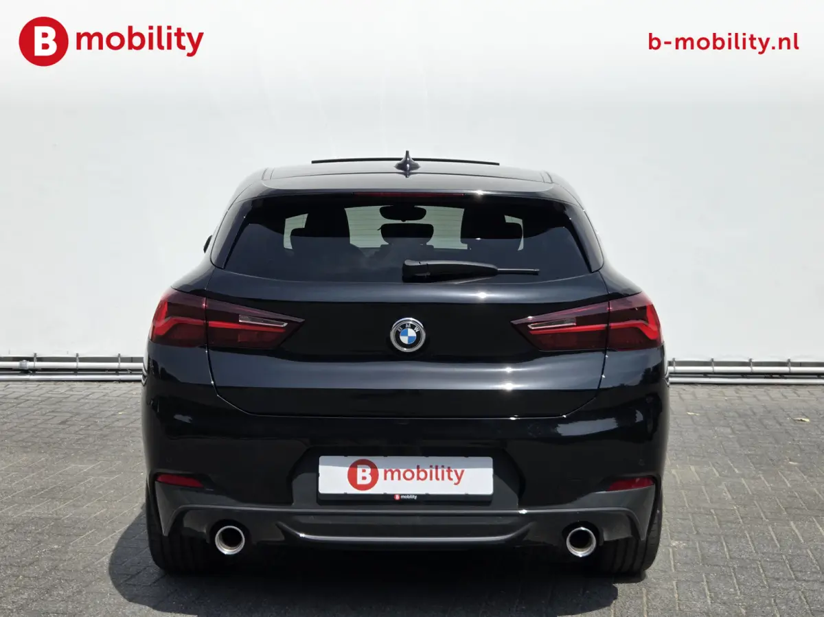 xDrive20i High Executive M-Sport Trekhaak 2000kg Panoramadak | Adaptive Cruise Control | Head-Up | Hifi | DAB