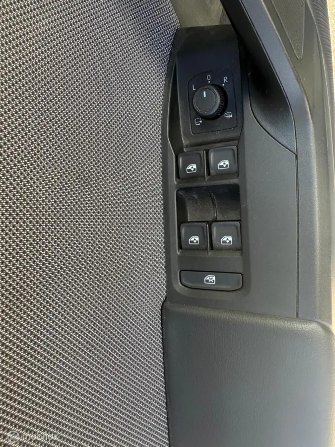 2.0 TDI Business Intense Led AUT