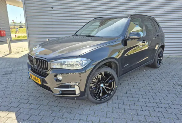 xDrive35i High Executive Panoramadak Sfeerverlichting NL Auto