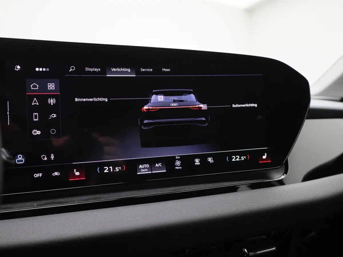 edition performance 100 kWh | Adaptive cruise control | 360 graden camera | Dodehoekdetectie | Stuurverwarming | Climate control | Carbon pakket | Stoelverwarming voor & achter | Warmtepomp 