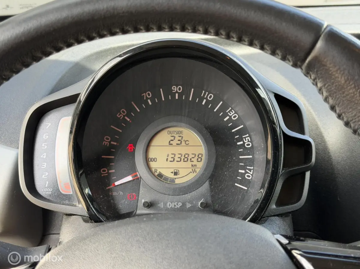 1.0 e-VTi Feel | AIRCO | 5 DEUREN |