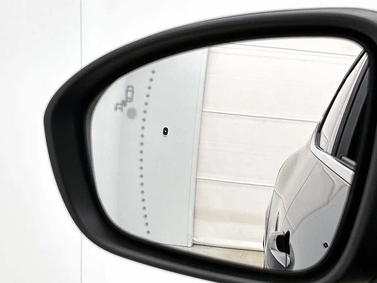 1.0 TCe Initiale Paris | Apple Carplay / Android Auto | Achteruitrijcamera | Stoelverwarming | Parkeersensoren |