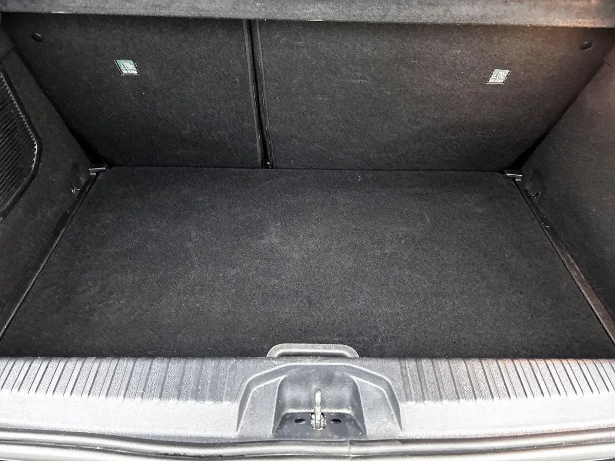 1.0 TCe Initiale Paris | Apple Carplay / Android Auto | Achteruitrijcamera | Stoelverwarming | Parkeersensoren |