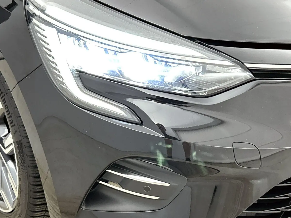 1.0 TCe Initiale Paris | Apple Carplay / Android Auto | Achteruitrijcamera | Stoelverwarming | Parkeersensoren |