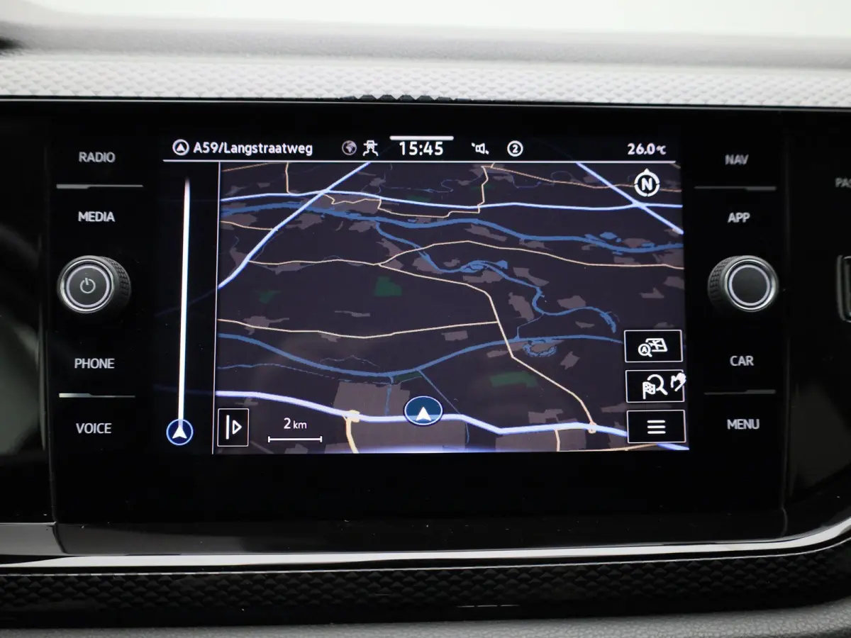 1.0 TSI Life Business | Apple Carplay / Android Auto | Stoelverwarming | Navigatie | Parkeersensoren |