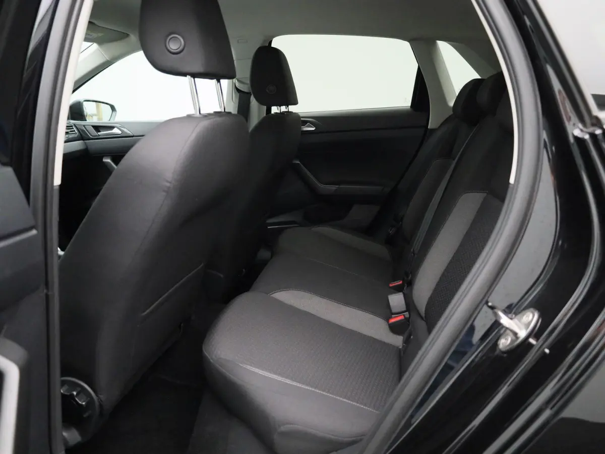 1.0 TSI Life Business | Apple Carplay / Android Auto | Stoelverwarming | Navigatie | Parkeersensoren |