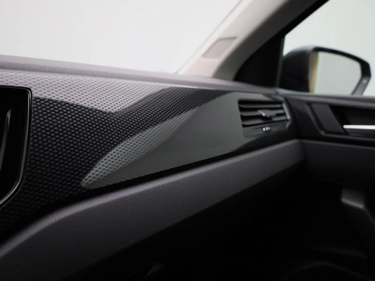 1.0 TSI Life Business | Apple Carplay / Android Auto | Stoelverwarming | Navigatie | Parkeersensoren |