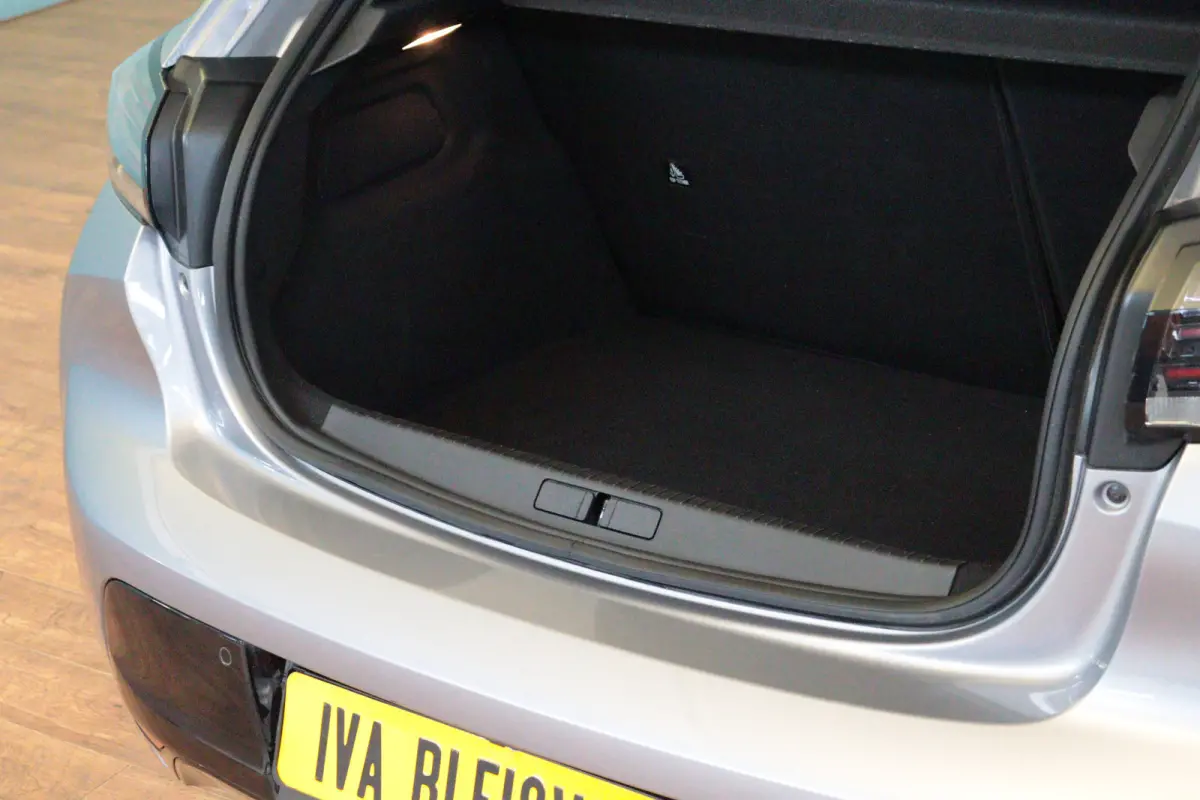 EV Allure 51 kWh | APPCONNECT | PDC V+A | CRUISE | LMV16" | LED |