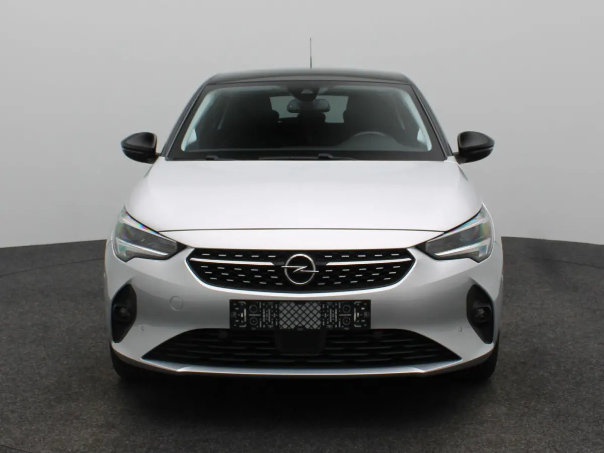 Corsa-e Auto Elegance | Apple Carplay / Android Auto | Virtual Cockpit | Privacy Glass | Multifunctioneel Stuurwiel |